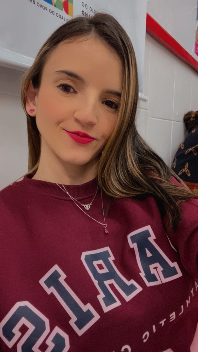 Gabriela mello