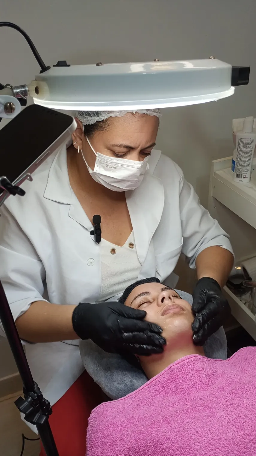 Trabalho de Esteticista por Edilamar Santana do Carmo em Vila UrsulinaUrsulina , Itaquaquecetuba — foto 15 de 26