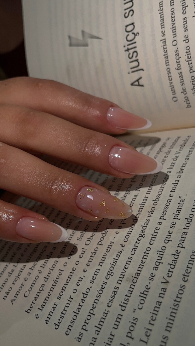 Trabalho de Nail Designer por Raquel Montenegro em Guarapiranga, São Paulo — foto 2 de 7