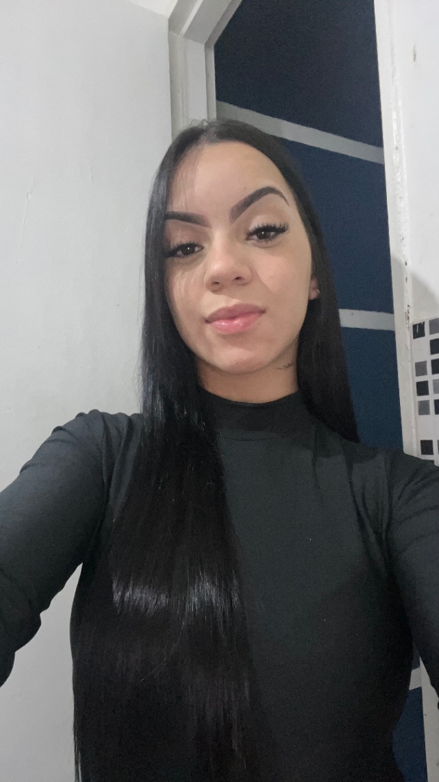 Isabela Freire
