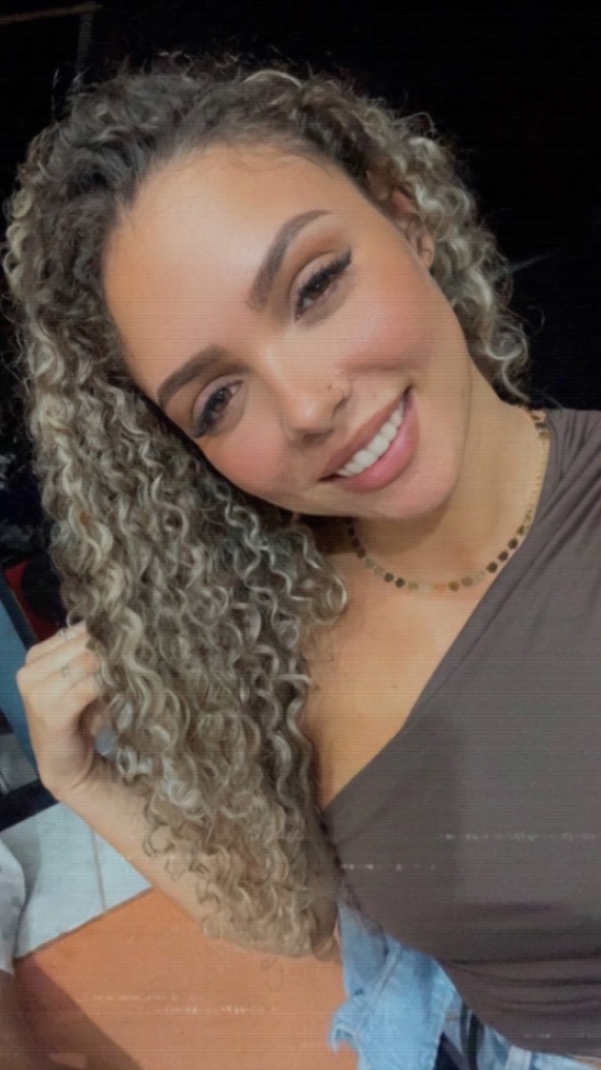 Karollyn vitoria Silva de Oliveira 