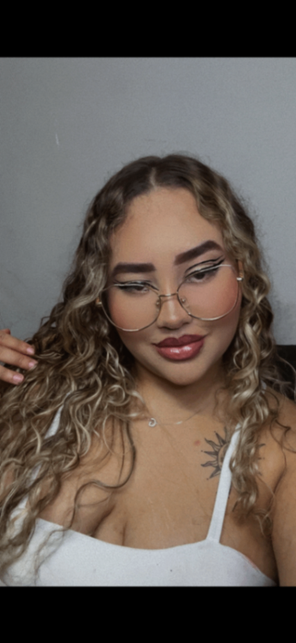 Giovanna Santos 