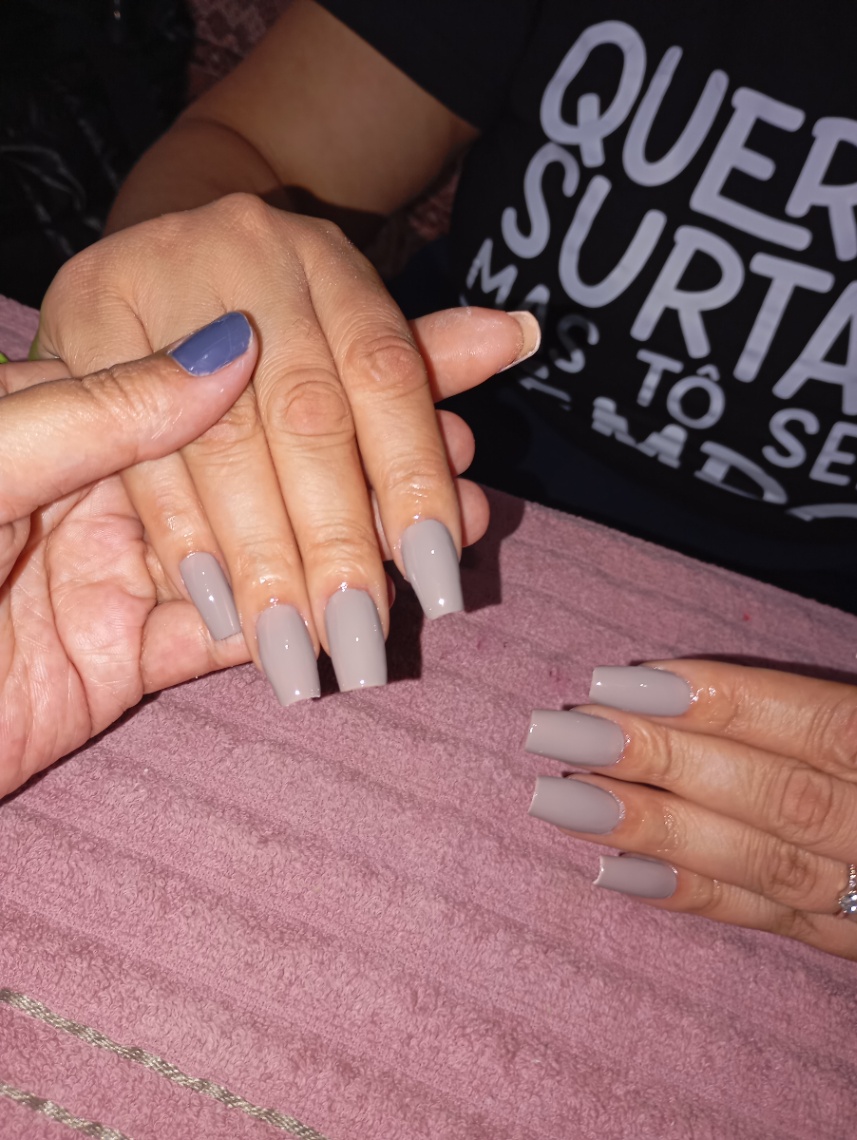 Trabalho de Manicure/Pedicure por Isabella de Siqueira Oliveira em Jardim Iporanga, São Paulo — foto 1 de 8
