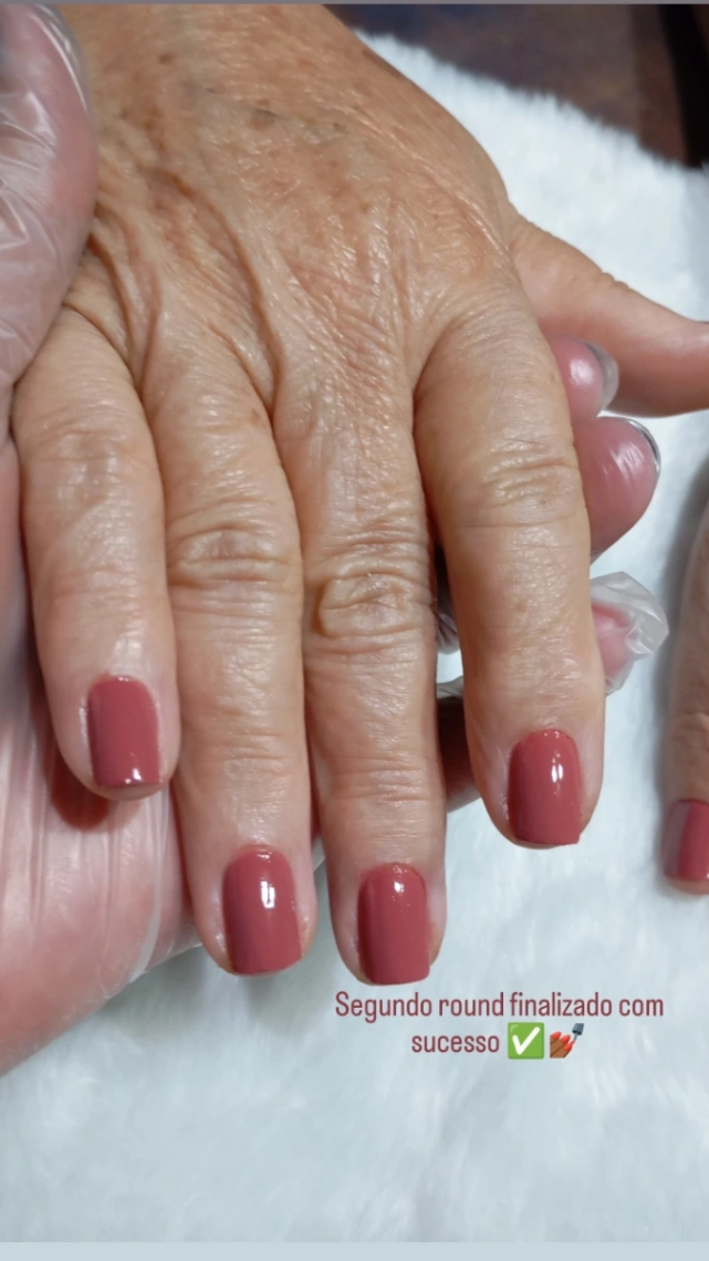 Trabalho de Manicure/Pedicure por Isabella de Siqueira Oliveira em Jardim Iporanga, São Paulo — foto 5 de 8