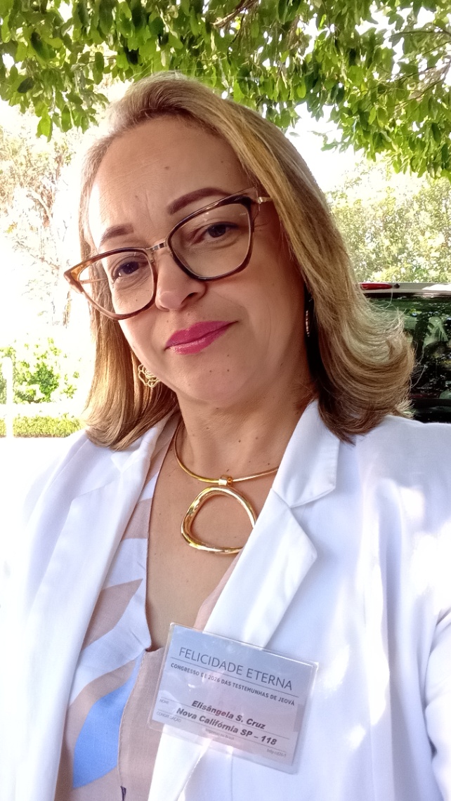 Elisangela Neves Souza da Cruz