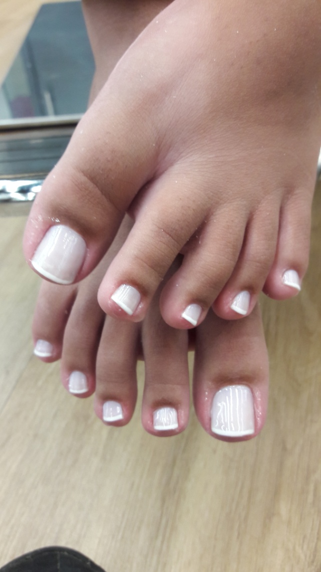 Trabalho de Manicure/Pedicure por Raiana Oliveira Ramos em Jardim Campo dos Ferreiros, São Paulo — foto 7 de 20