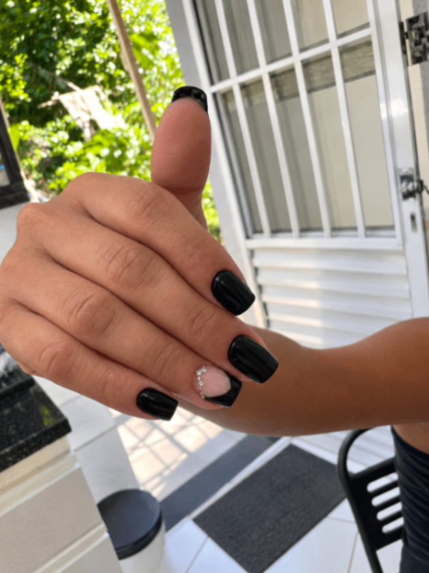 Trabalho de Manicure/Pedicure por Lívia Beatriz em Barreiro, Mairiporã — foto 10 de 19