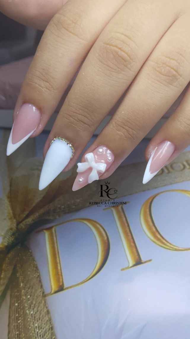 Trabalho de Nail Designer por Rebecca Christini Jesus em Recreio São Jorge, Guarulhos — foto 2 de 12