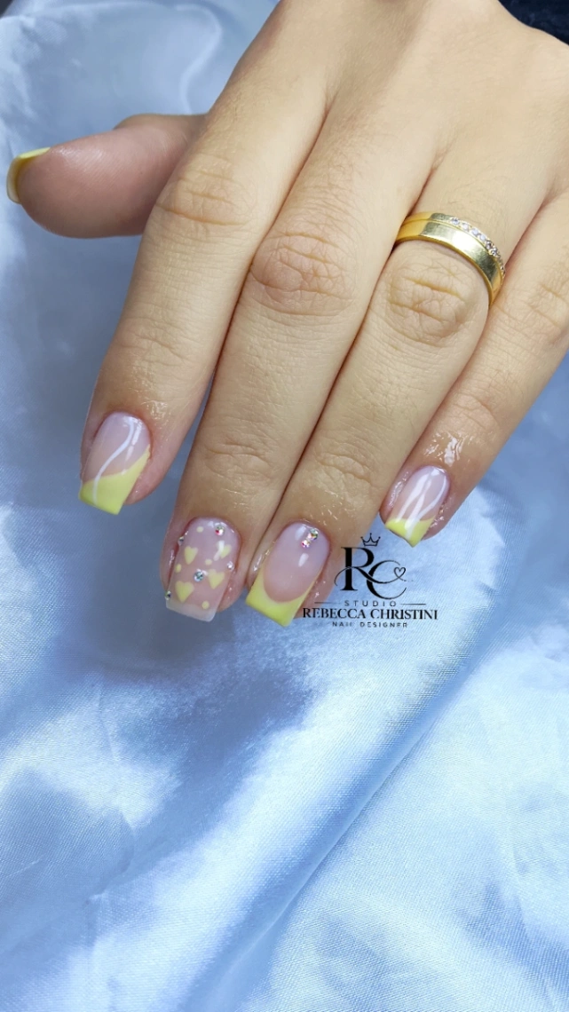 Trabalho de Nail Designer por Rebecca Christini Jesus em Recreio São Jorge, Guarulhos — foto 5 de 12