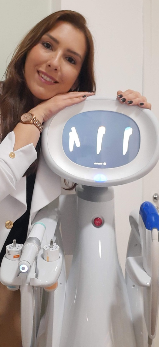 Trabalho de Esteticista por Louise Vilanova em Indianópolis, São Paulo — foto 3 de 15