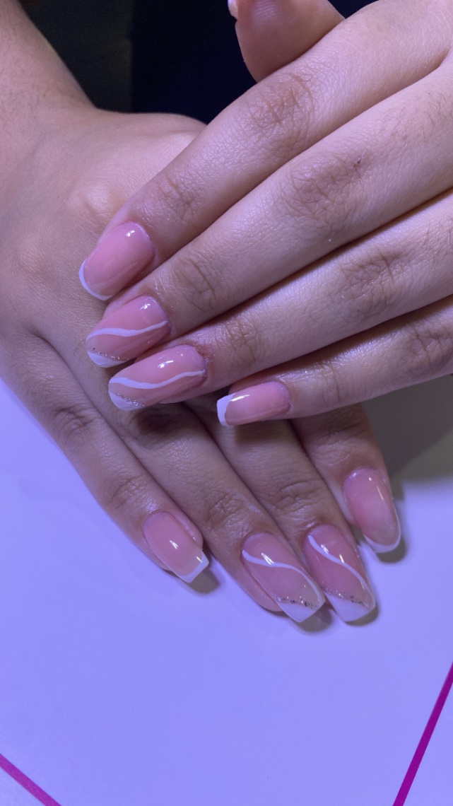 Trabalho de Manicure/Pedicure por Madu Ferraracio em Jardim Nova Poá, Poá — foto 2 de 43