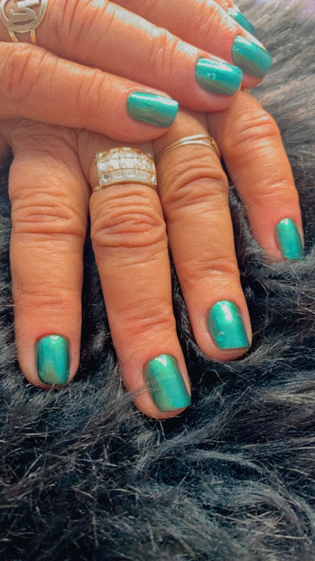 Trabalho de Manicure/Pedicure por Madu Ferraracio em Jardim Nova Poá, Poá — foto 30 de 43