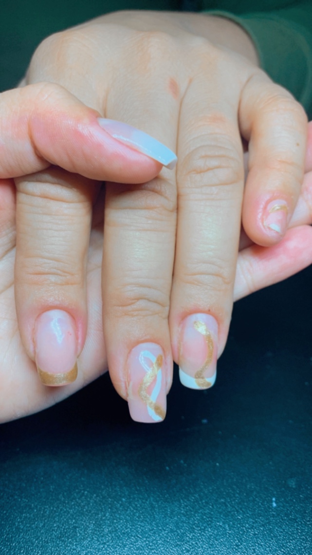 Trabalho de Manicure/Pedicure por Madu Ferraracio em Jardim Nova Poá, Poá — foto 32 de 43