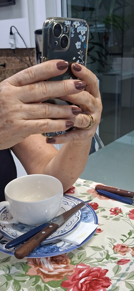 Trabalho de Manicure/Pedicure por Larissa Curce em Jardim Altos de Santana I, Jacareí — foto 2 de 12