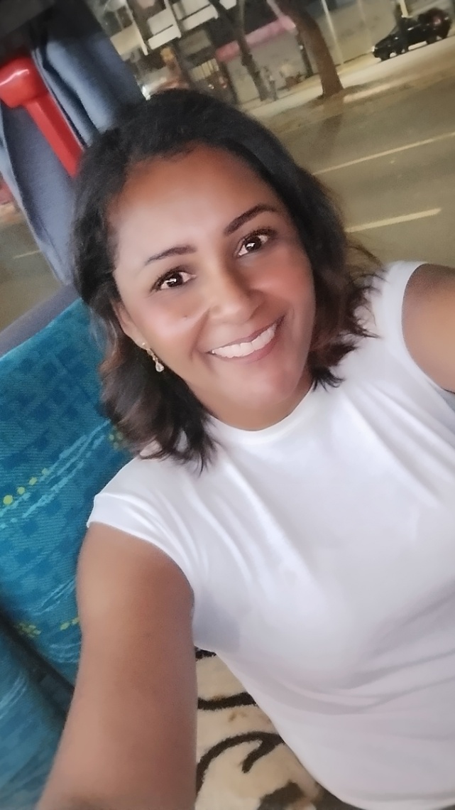 Paula Márcia Tavares 