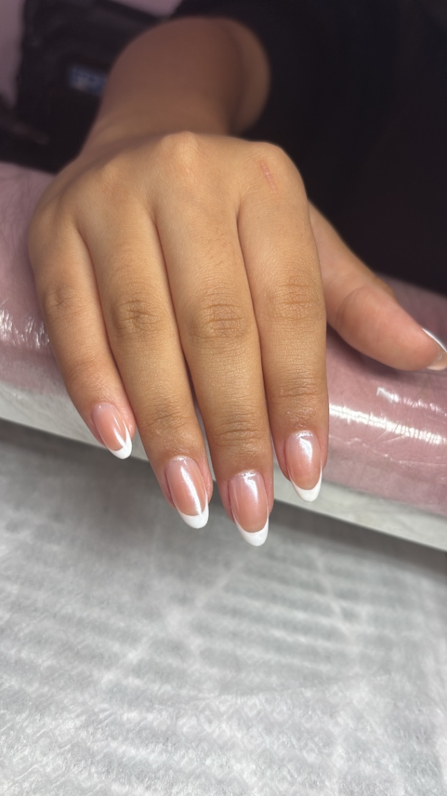 Trabalho de Nail Designer por Isabella Defavori em Conjunto Habitacional Teotonio Vilela, São Paulo — foto 2 de 9