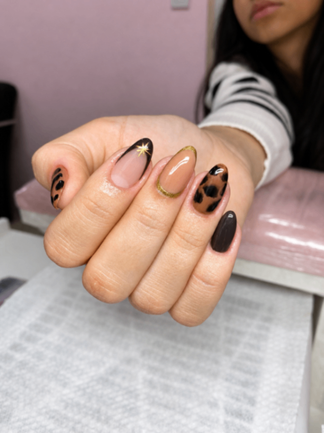 Trabalho de Nail Designer por Isabella Defavori em Conjunto Habitacional Teotonio Vilela, São Paulo — foto 3 de 9
