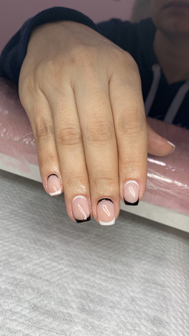 Trabalho de Nail Designer por Isabella Defavori em Conjunto Habitacional Teotonio Vilela, São Paulo — foto 8 de 9
