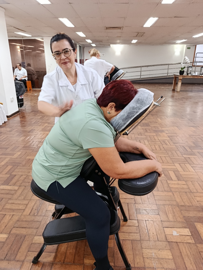 Trabalho de Massoterapeuta por Cliciene Martins C. Vurraro em Vila Cordeiro, São Paulo — foto 2 de 6