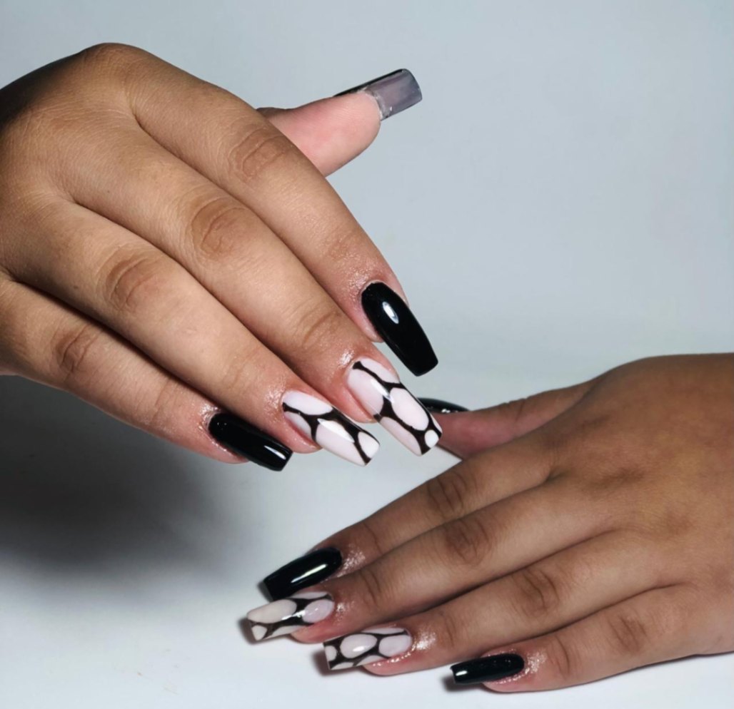 Trabalho de Manicure/Pedicure por Jenifer Fernanda em Jardim Itacolomi, Itapevi — foto 9 de 14
