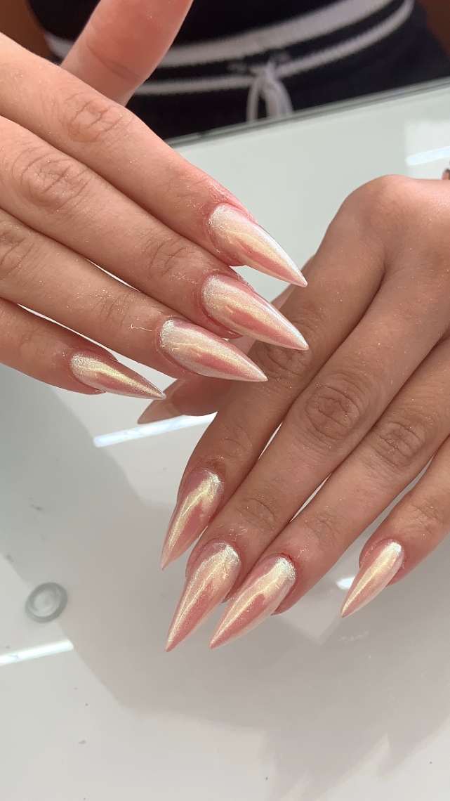 Trabalho de Nail Designer por Jessica Góis em Conjunto Habitacional Santa Etelvina II, São Paulo — foto 6 de 7