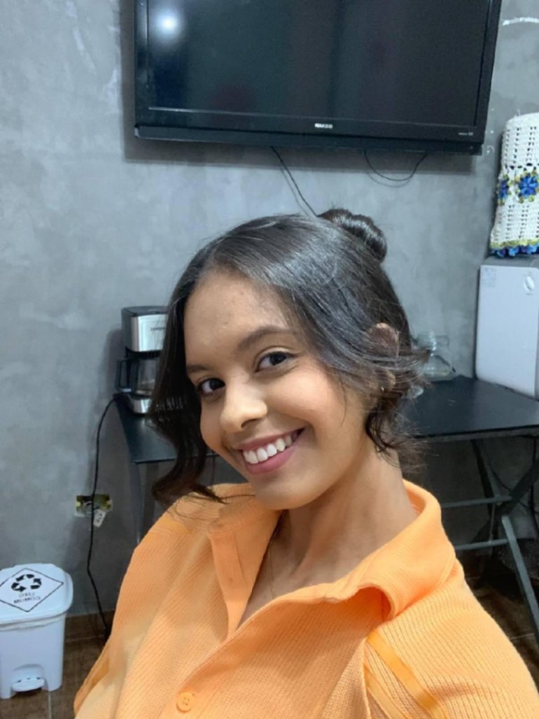 Thifany Lorhainny 