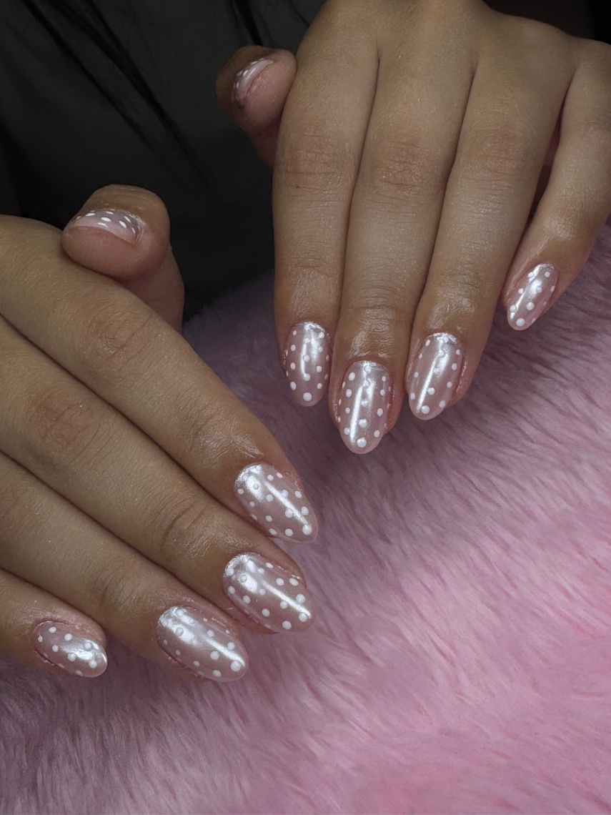 Trabalho de Nail Designer por Talita Silva em Jardim Capelinha, São Paulo — foto 1 de 13