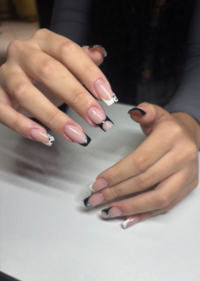 Trabalho de Manicure/Pedicure por Ana Clara Dos Santos Vicente em Jardim Três Irmãos, Taboão da Serra — foto 4 de 37