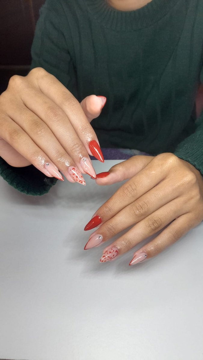 Trabalho de Manicure/Pedicure por Ana Clara Dos Santos Vicente em Jardim Três Irmãos, Taboão da Serra — foto 9 de 37
