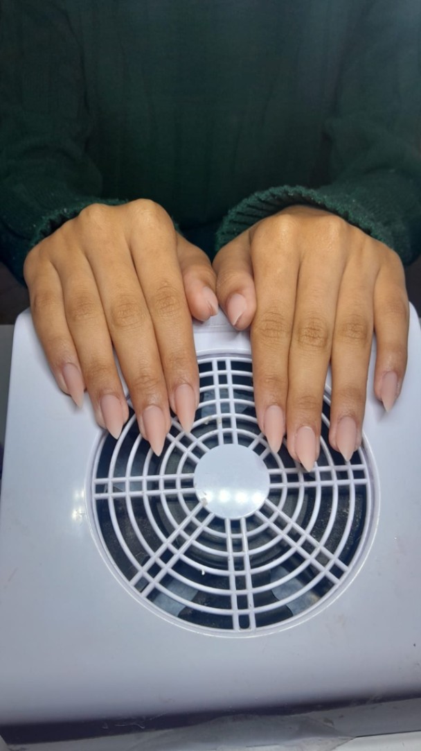 Trabalho de Manicure/Pedicure por Ana Clara Dos Santos Vicente em Jardim Três Irmãos, Taboão da Serra — foto 11 de 37
