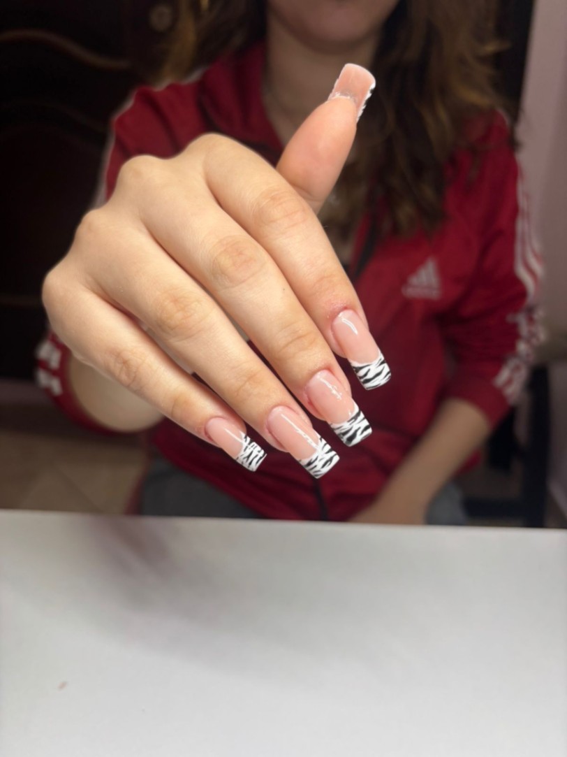 Trabalho de Manicure/Pedicure por Ana Clara Dos Santos Vicente em Jardim Três Irmãos, Taboão da Serra — foto 15 de 37
