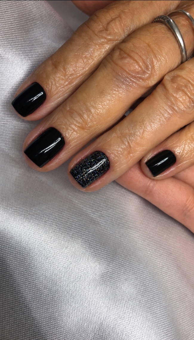 Trabalho de Manicure/Pedicure por Isabela Messias em Morrinhos, Guarujá — foto 1 de 17