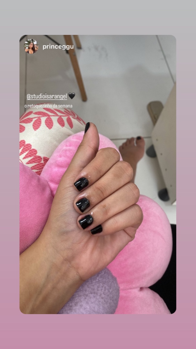 Trabalho de Manicure/Pedicure por Isabela Messias em Morrinhos, Guarujá — foto 9 de 17