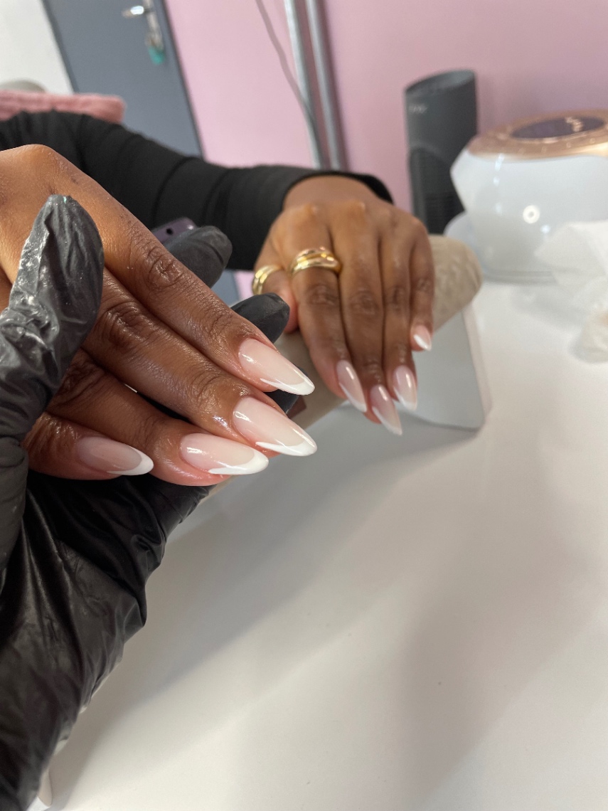Trabalho de Manicure/Pedicure por Caroline Higa em Vila Aricanduva, São Paulo — foto 2 de 8