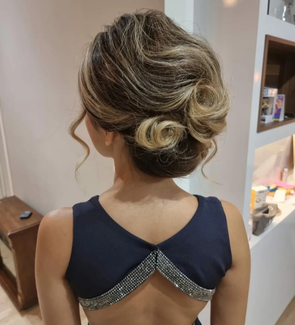 Trabalho de Cabeleireiro(a) por Mila Silva em Nova Gerty, São Caetano do Sul — foto 23 de 42