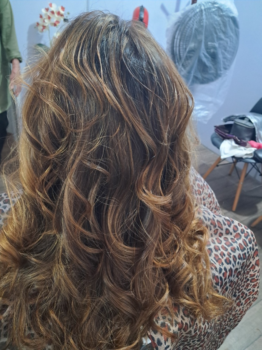 Trabalho de Cabeleireiro(a) por Carolina Marinho em Jardim Carlu, São Paulo — foto 6 de 8