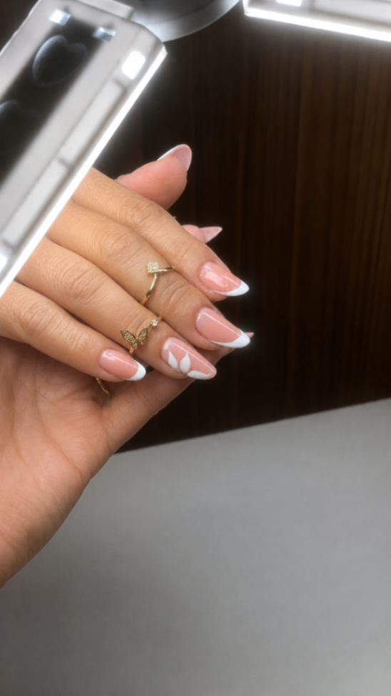 Trabalho de Manicure/Pedicure por Mellanie Oliveira em Parque Novo Santo Amaro, São Paulo — foto 6 de 14