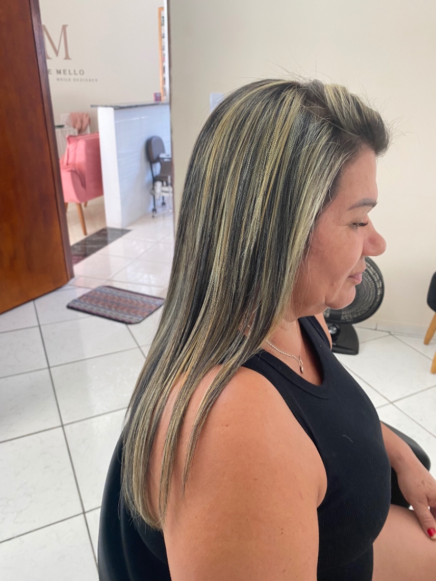 Trabalho de Cabeleireiro(a) por Ana Virginia de Carvalho em Jardim Anhangüera, São Paulo — foto 3 de 5