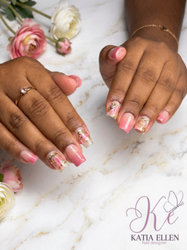 Trabalho de Manicure/Pedicure por Katia Ellen Camilo da Silva em Vila Pereira Barreto, São Paulo — foto 4 de 10