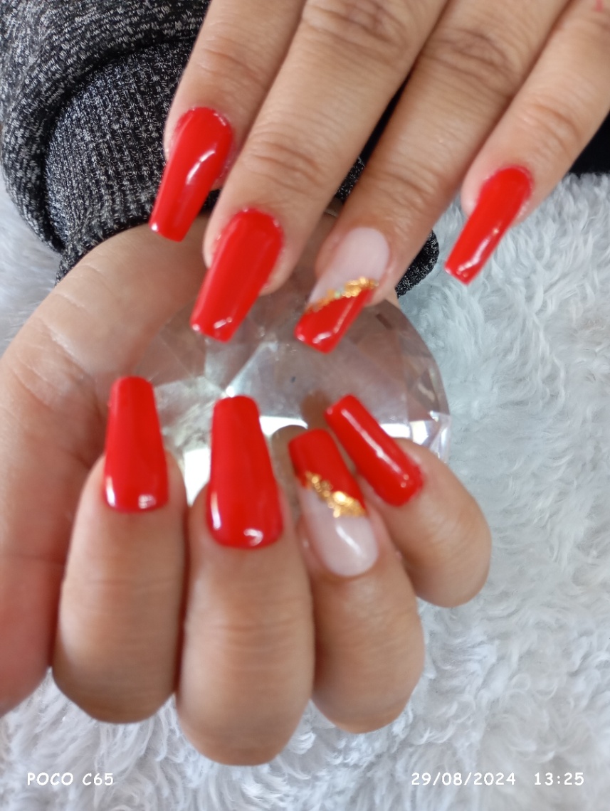 Trabalho de Manicure/Pedicure por Maryanne Ferreira em Jardim São Martinho, São Paulo — foto 7 de 14