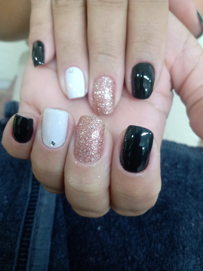 Trabalho de Manicure/Pedicure por Maryanne Ferreira em Jardim São Martinho, São Paulo — foto 11 de 14