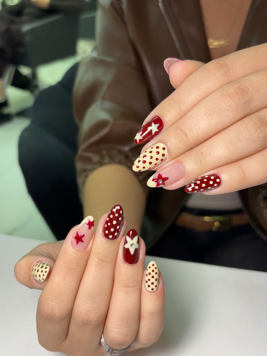 Trabalho de Manicure/Pedicure por Geovanna Talasso Diaz em Conjunto Habitacional Inácio Monteiro, São Paulo — foto 4 de 11