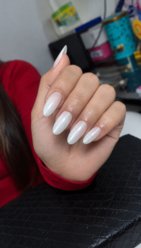 Trabalho de Nail Designer por Mariana Oliveira em Jardim Tango, São Paulo — foto 3 de 7