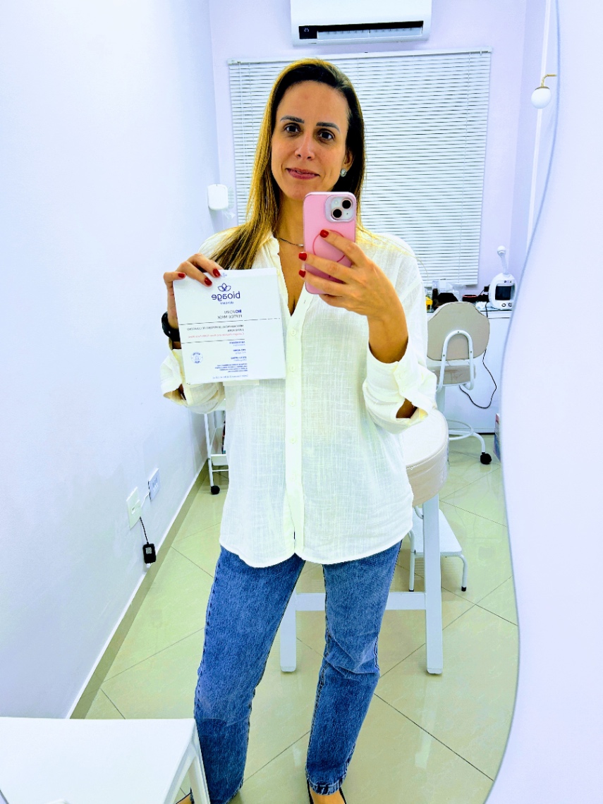 Trabalho de Esteticista por Camila peres de figueiredo em Vila Universitária, São Paulo — foto 1 de 10