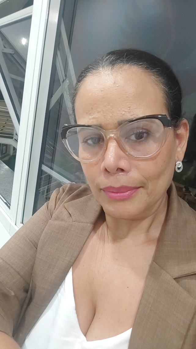 Rosângela Henriques 