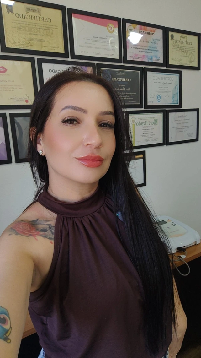 KAREN VIEIRA