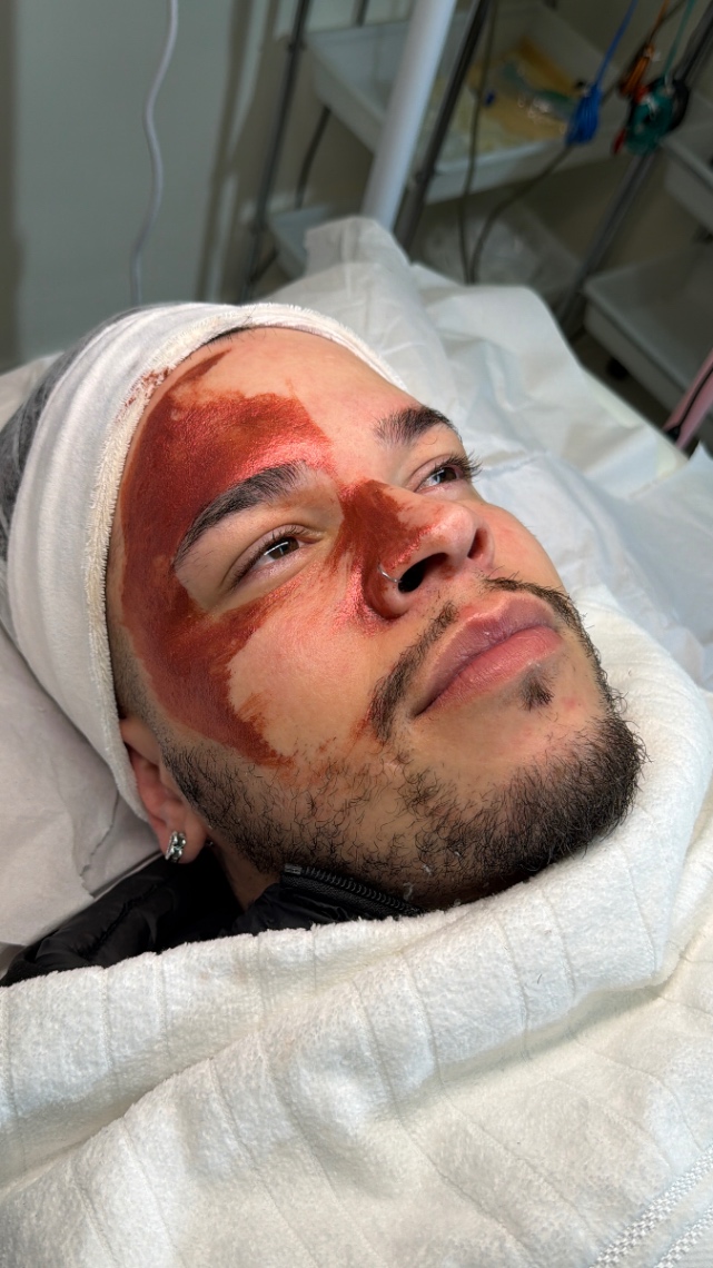 Trabalho de Auxiliar de cabeleireiro por Maria Selma da Costa Andrade em Água Branca, São Paulo — foto 19 de 93