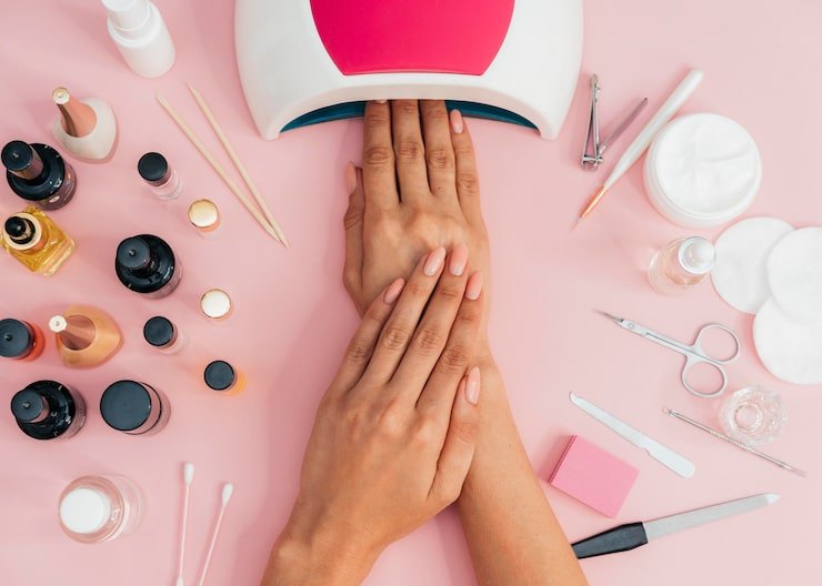 Manicure - Pedicure - Nail Designer 