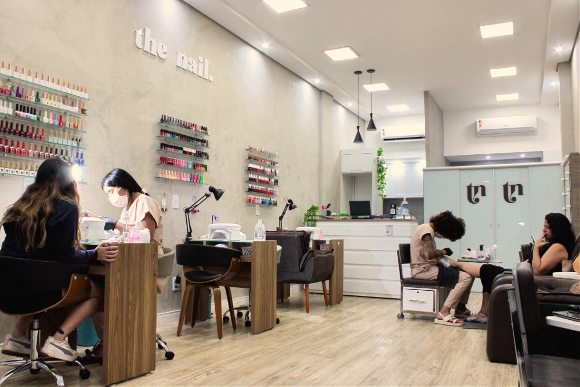 THE NAIL ESMALTERIA & BEAUTY